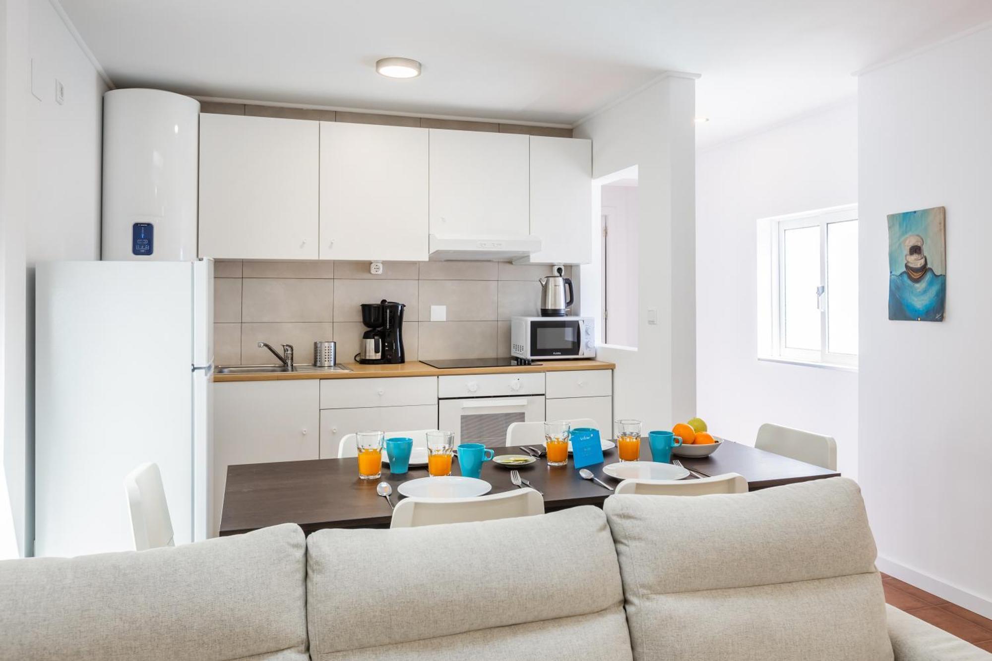 Live, Laugh, Love Beach Guest Home With Ac Madalena  Ruang foto